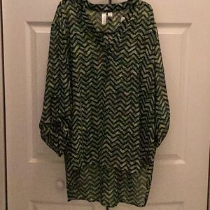 🖤NWT Awesome Tacera Size 2X Fun Top Closet Must Have 🖤